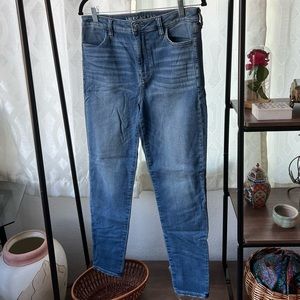 American Eagle Super High-Rise Jegging
